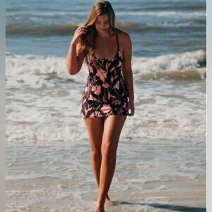 Land's End Red Andie Tugless Fiji X back swim dress dark wine abstract floral Va